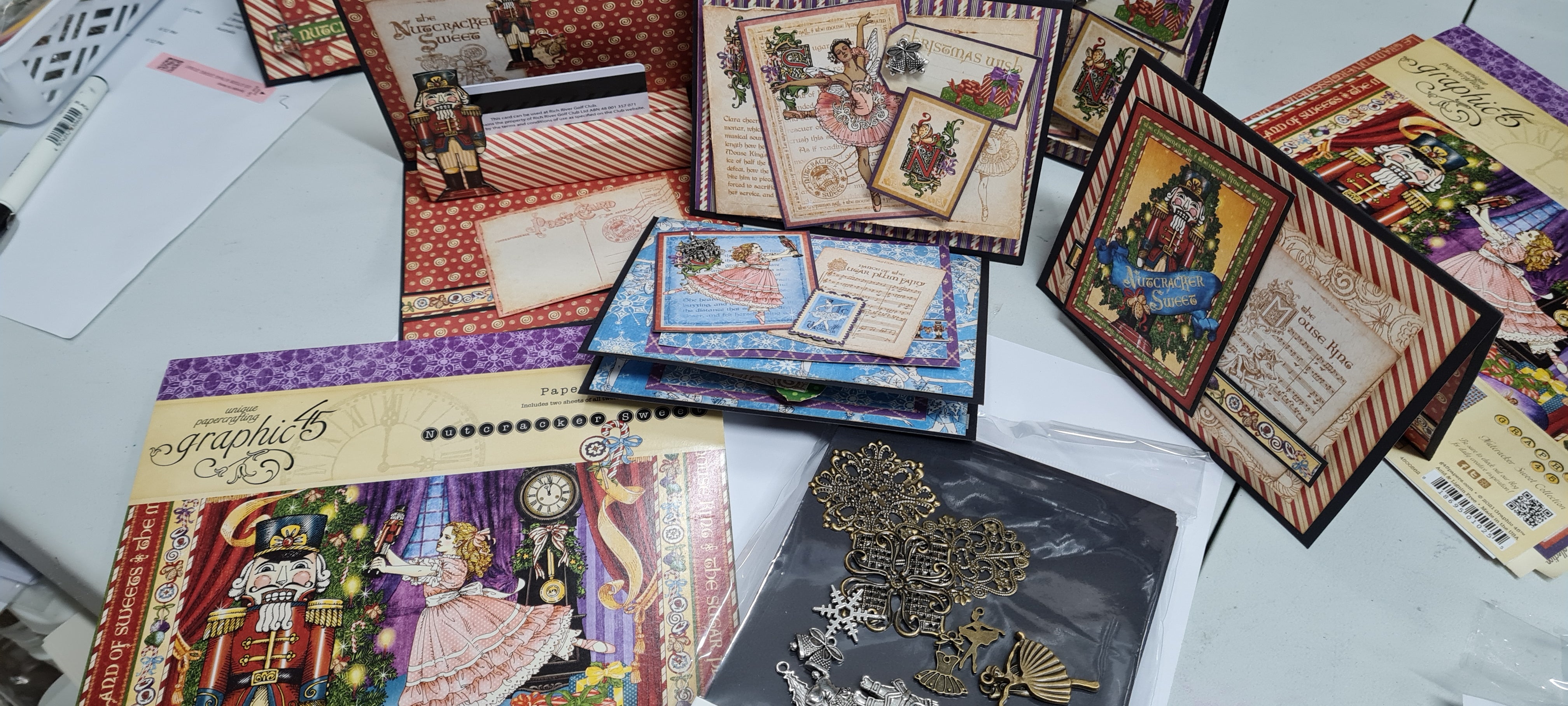 Christmas Paper Craft and Mix Media Special