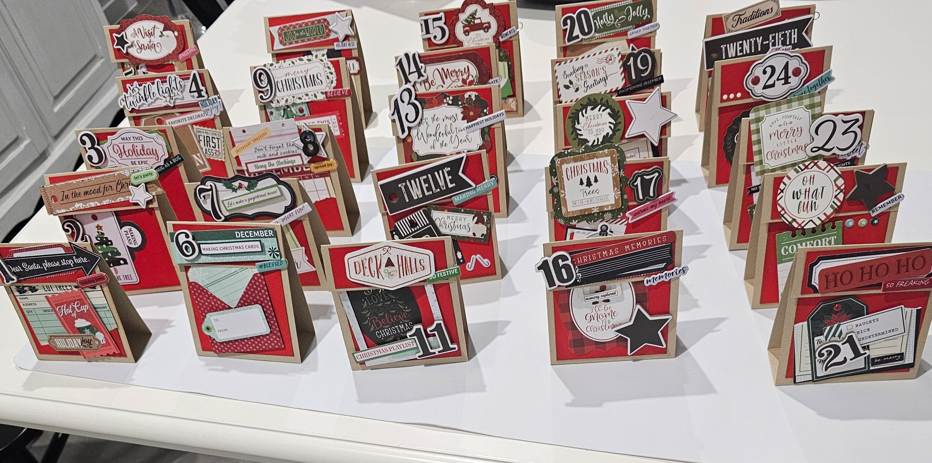 Advent Calendar / Table place card and gift holder