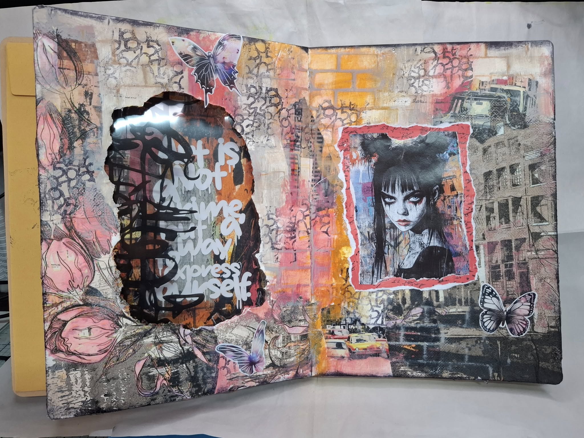 MERRY AND BRIGHT DOWNUNDER KIT MEL JOHNS GRAFFITI GIRL