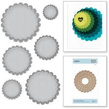 fancy scallop Edge Circles